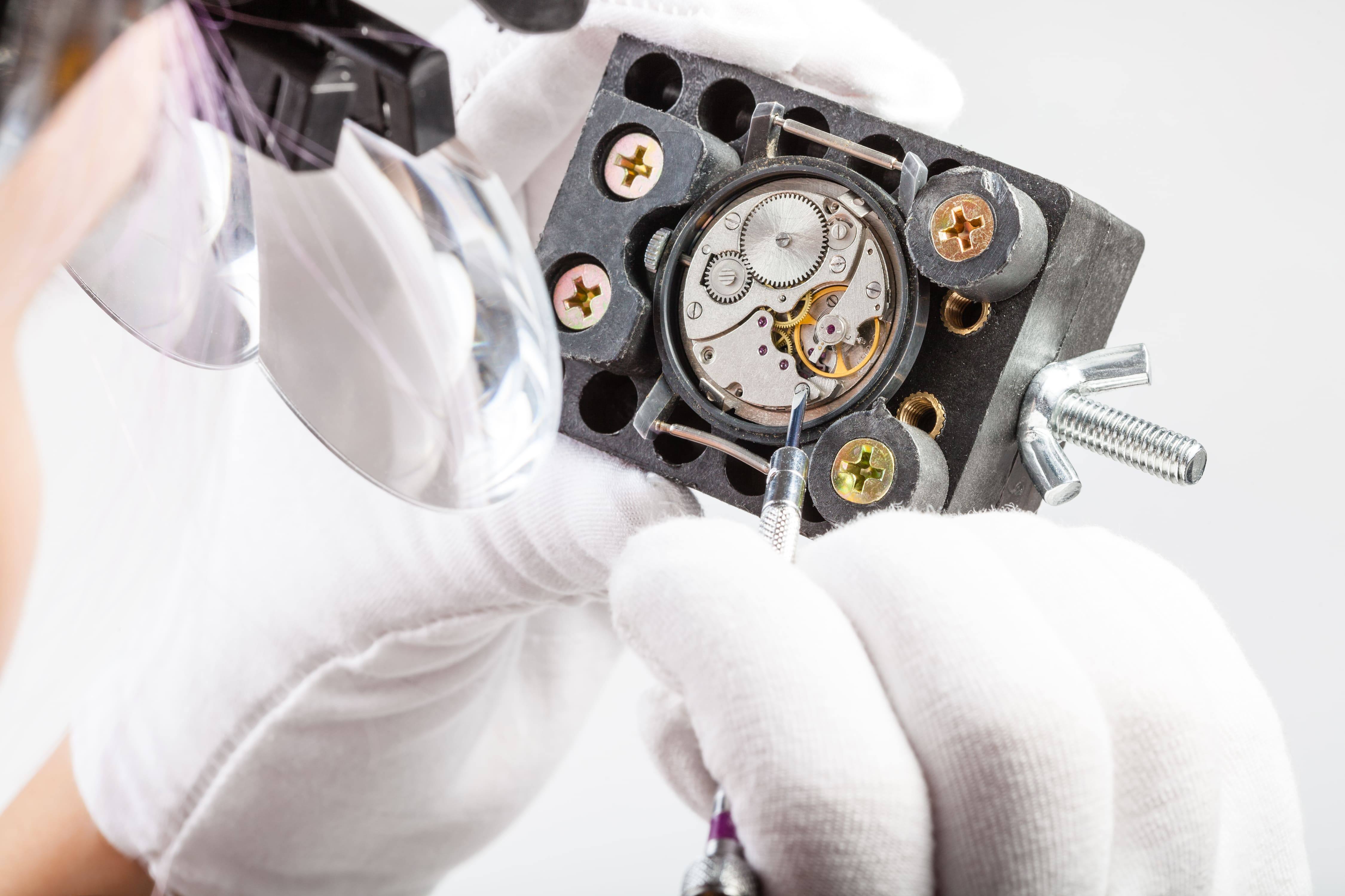  Solborin  : El arte de mantener su reloj funcionando con precisión